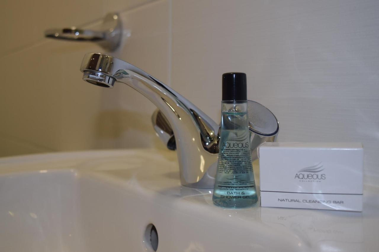 Kidron B & B & The Old Manse Guesthouse Blackwaterfoot エクステリア 写真