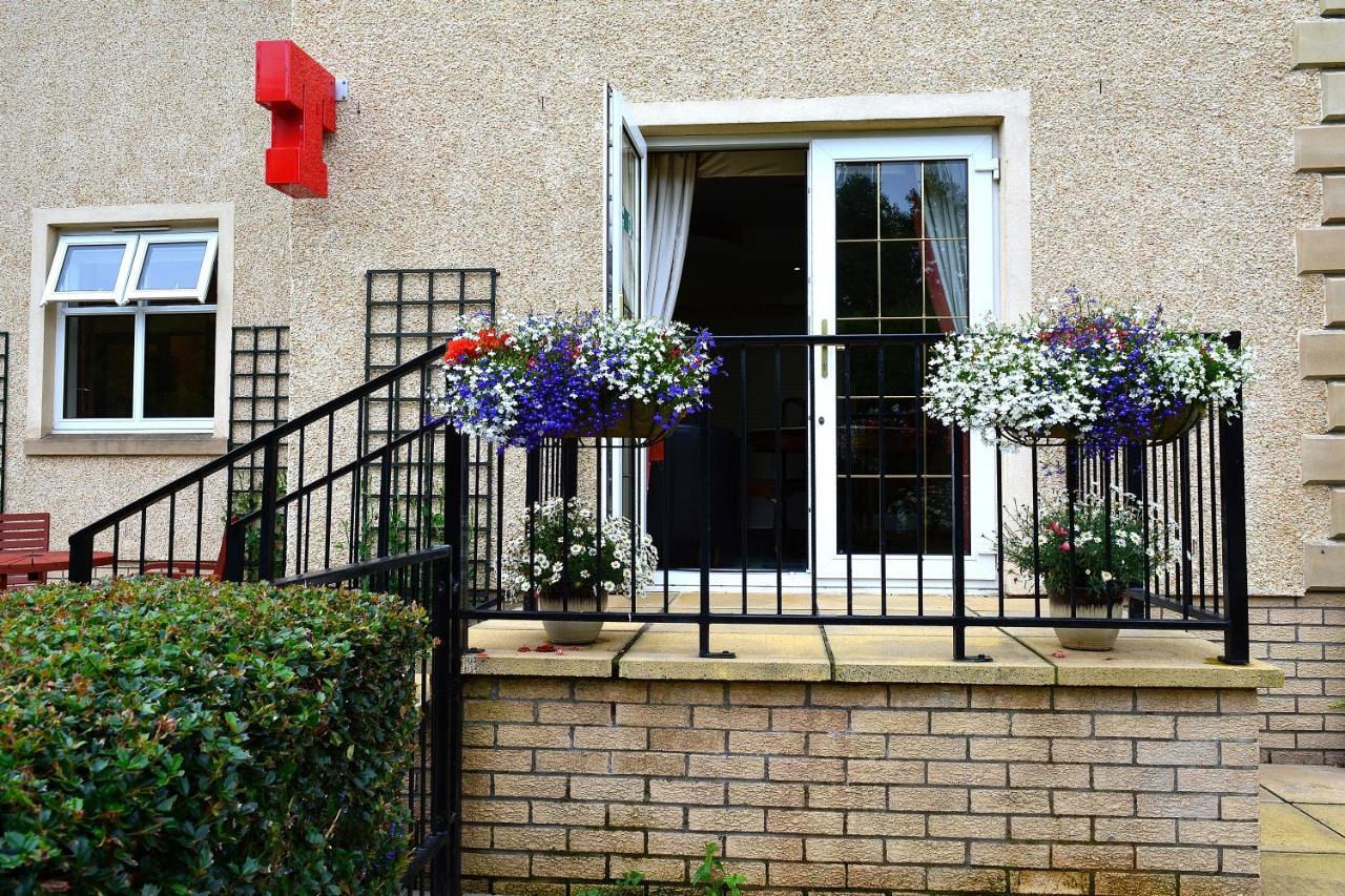 Kidron B & B & The Old Manse Guesthouse Blackwaterfoot エクステリア 写真